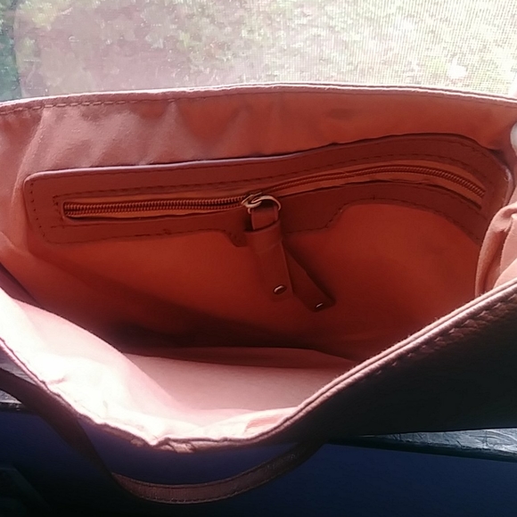 Handbag (New/No Tags) - Picture 4 of 4